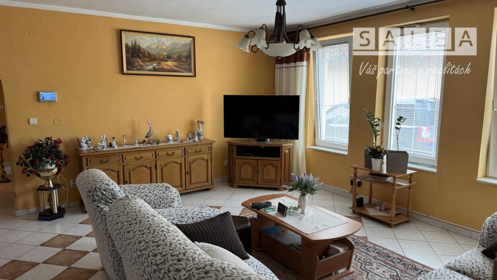 5 izbový rodinný dom v Šali + menší domček pre rodičov