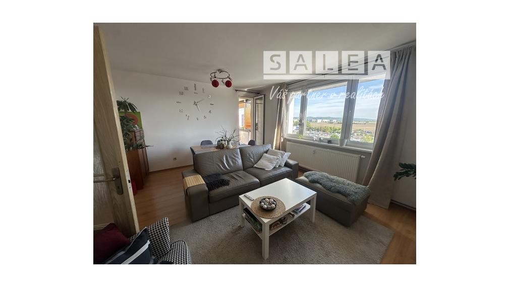 Exkluzívne 3-izb. byt kompl. rekonštr. 65m2 balkón Piešťany