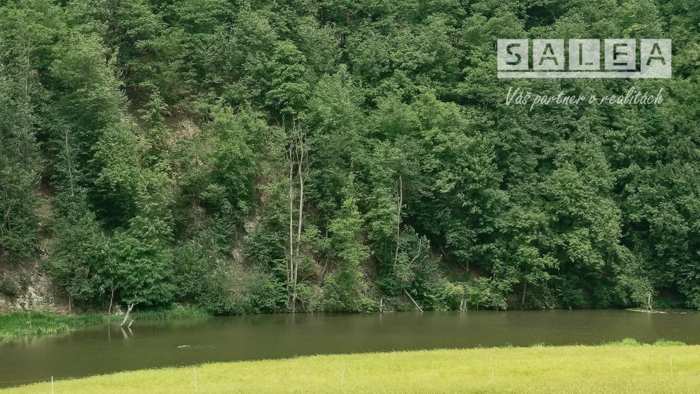 EXKLUZÍVNE: Rozprávkový pozemok 1 708 m2 priamo na brehu Hornádu – Margecany