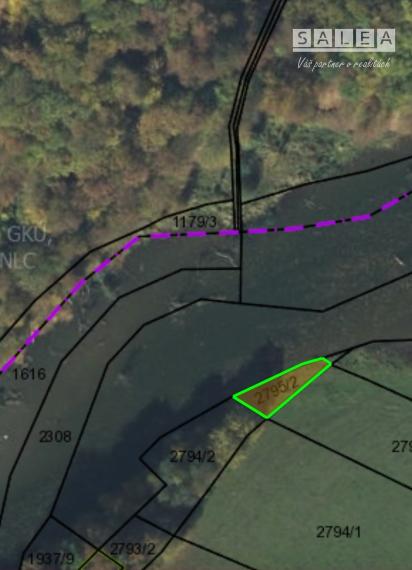 EXKLUZÍVNE: Rozprávkový pozemok 1 708 m2 priamo na brehu Hornádu – Margecany