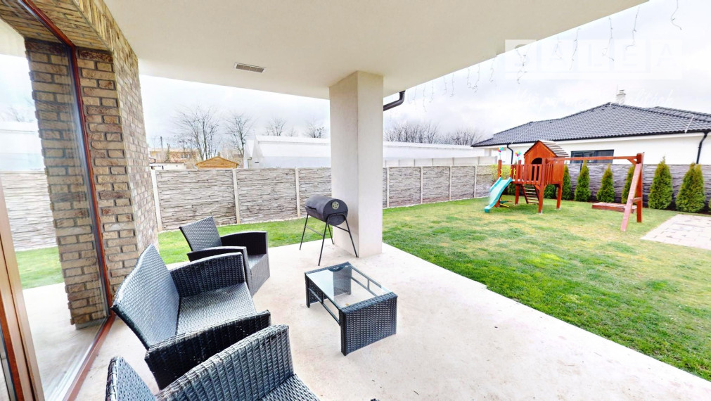 5-izbový Bungalov 226m2 na pozemku 886m2. Kajal