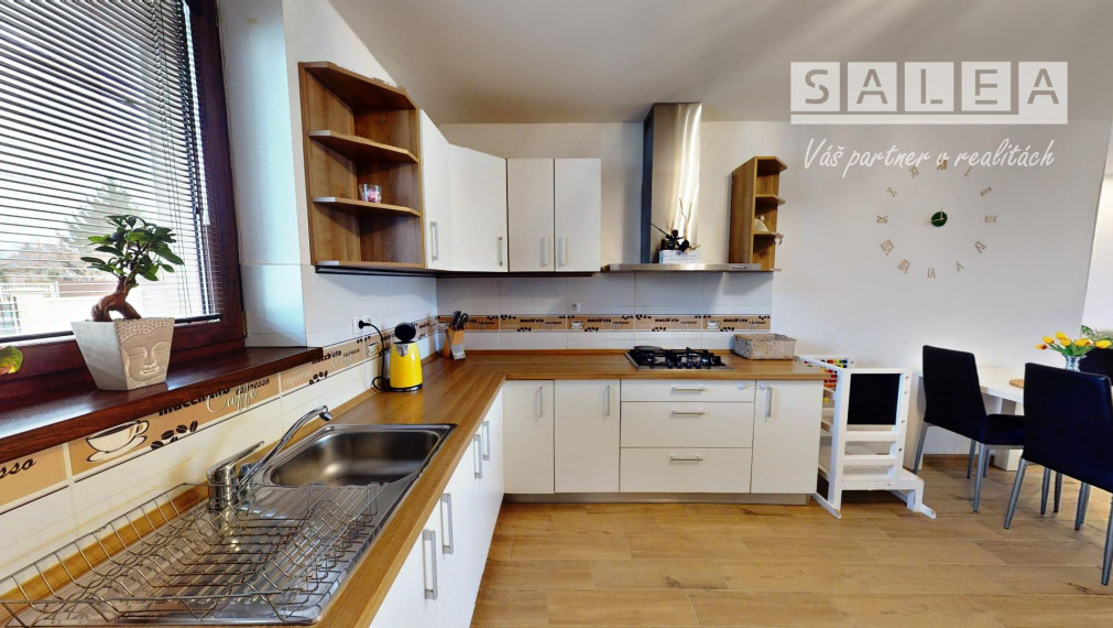 5-izbový Bungalov 226m2 na pozemku 886m2. Kajal