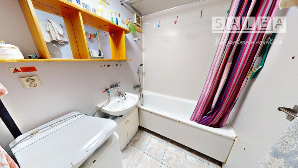 3-IZBOVÝ BYT S LOGGIOU, 70 m², ŽILINA - SOLINKY