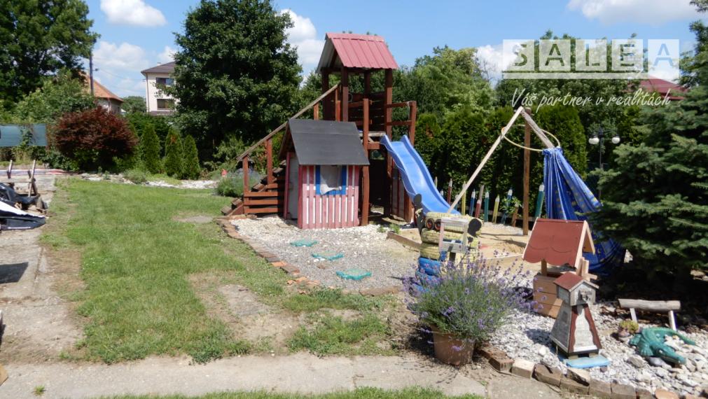 Útulný rodinný dom, 13 m2, garáž, letná kuchyňa, Veľké Ludince, okr. Levice