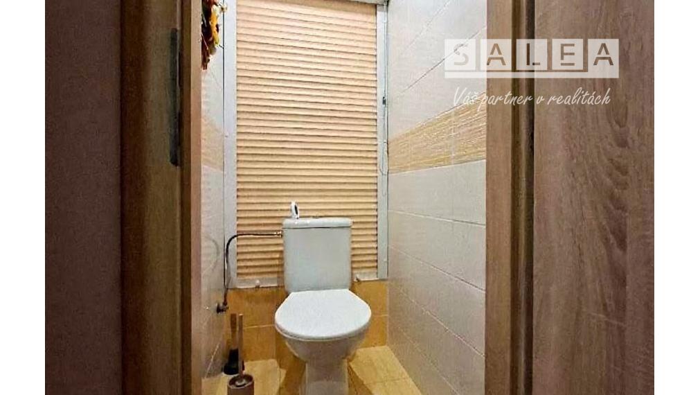 PRIESTRANNÝ 3-izbový byt (74 m²) s loggiou a moderným murovaným jadrom v Gelnici
