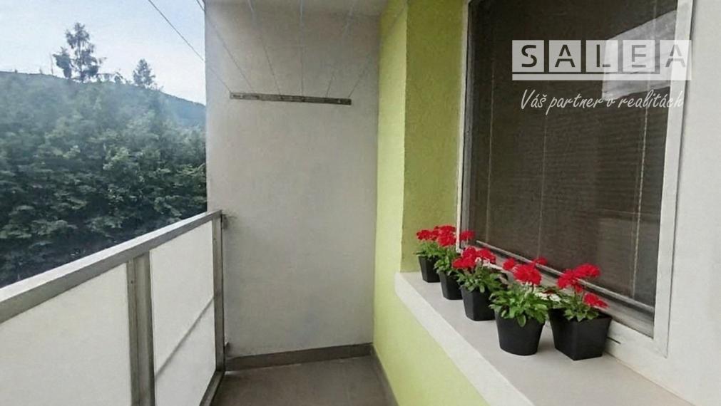 PRIESTRANNÝ 3-izbový byt (74 m²) s loggiou a moderným murovaným jadrom v Gelnici