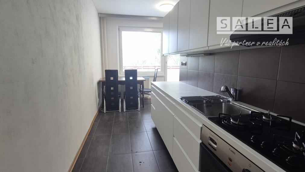 ŽILINA- VLČINCE 2 IZBOVÝ BYT (VÝMERA 64m2)  NA PRENÁJOM
