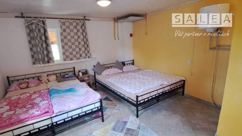 Na predaj slnečný pozemok 825 m² v intraviláne Bzenice