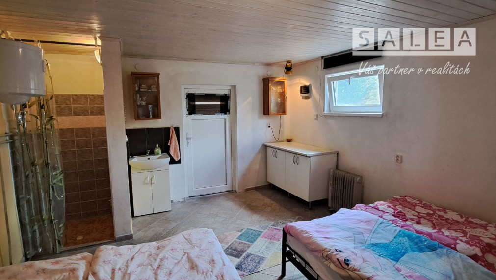 Na predaj slnečný pozemok 825 m² v intraviláne Bzenice