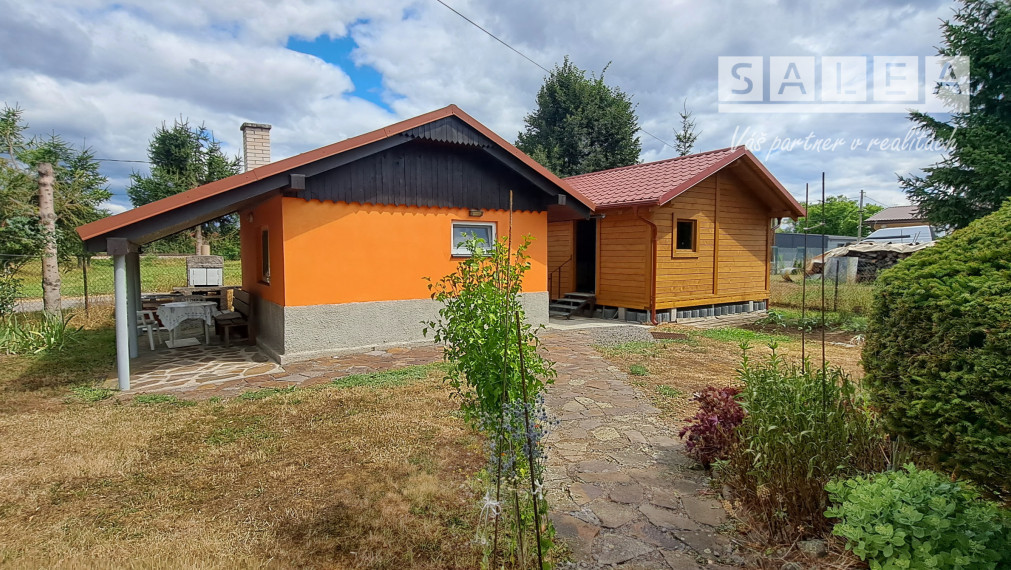 Na predaj slnečný pozemok 825 m² v intraviláne Bzenice