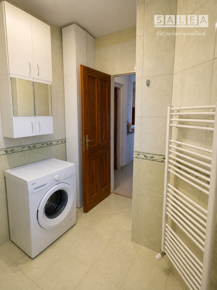 Spiegelsal- 4 izbový byt 93 m2 Trnava ul. Štefana Moyzesa s parkovacím miestom