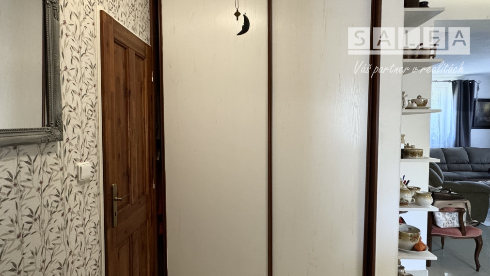 Spiegelsal- 4 izbový byt 93 m2 Trnava ul. Štefana Moyzesa s parkovacím miestom