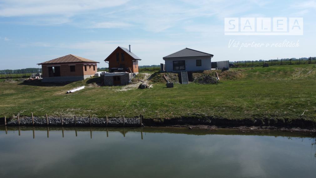 Dom pri jazere - 4 izbová novostavba Trstice- Znížená cena