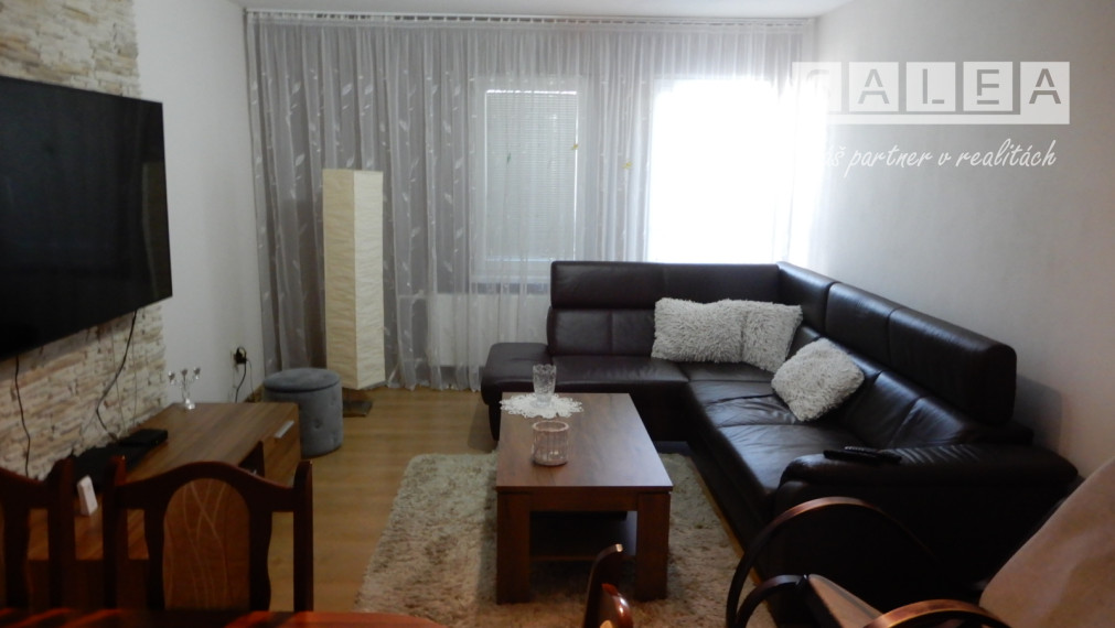 Útulný rodinný dom, 97 m2,rekonštrukcia, garáž, Želiezovce