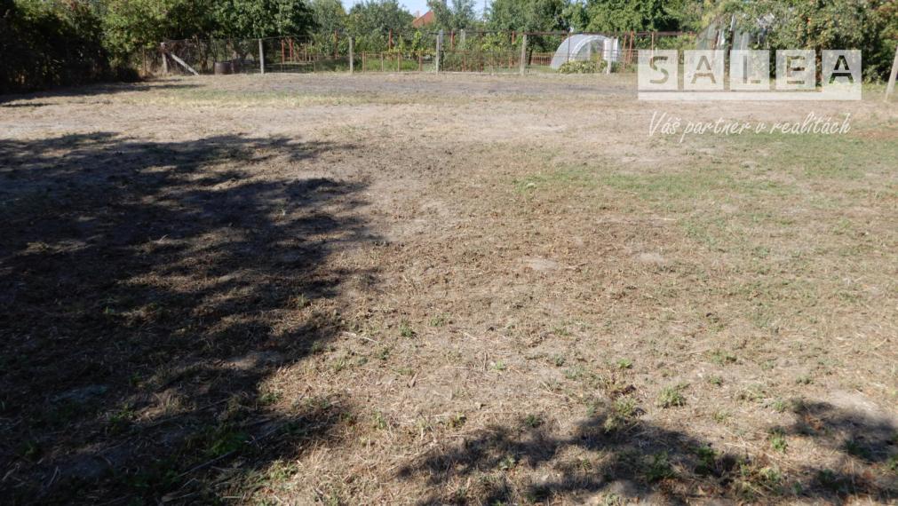 Slnečný pozemok, 580 m2, Pohronský Ruskov, okr. Levice