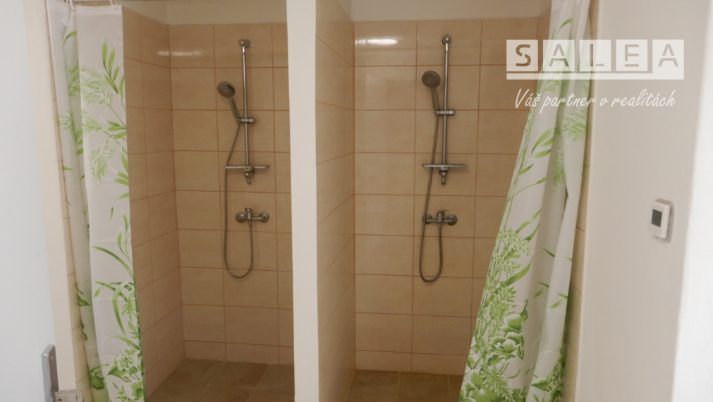 Útulný Rodinný dom, 130 m2, rekonštrukcia, Zbrojníky, okr. Levice