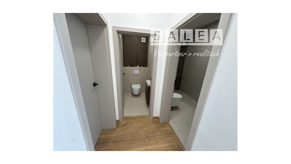 POSLEDNÝ 3i byt+kuchyňa 1xparkovacie miesto (96m2) Piešťany