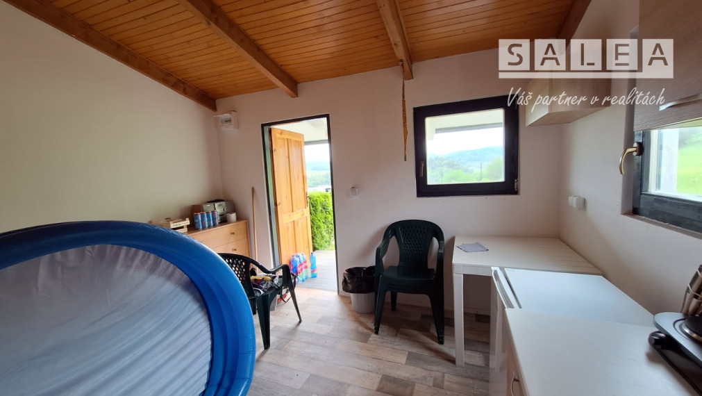KOTRČINÁ LÚČKA - POZEMOK + CHATKA, VÝMERA 1020 m2