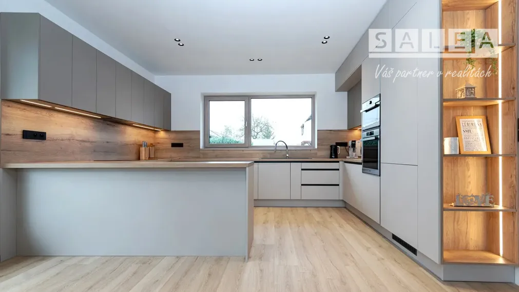 POSLEDNÝ Rodinný dom 4-izb.+záhrada (200m2) Dvorníky pri HC