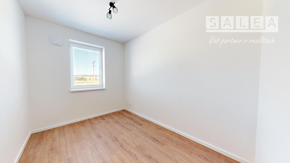 NOVÉ 3-izbový byt (57,8m2)+balkón (3,5m2)  Dvorníky pri HC