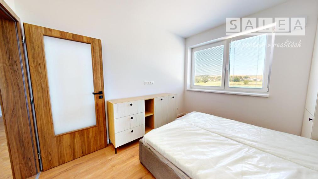 NOVÉ 3-izbový byt (57,8m2)+balkón (3,5m2)  Dvorníky pri HC