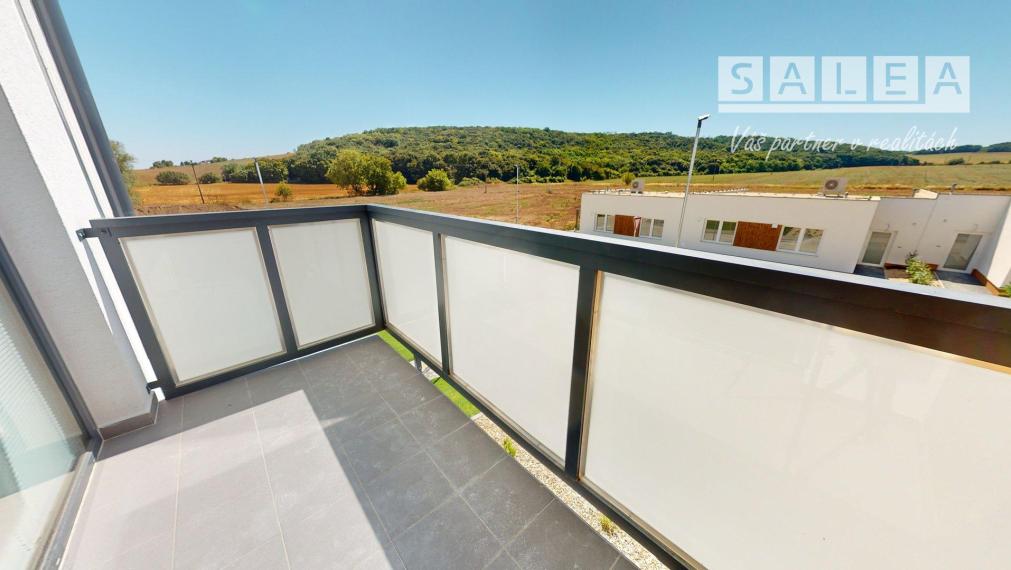 NOVÉ 1-izbový byt 37,8m2+balkón 3,2m2 Dvorníky pri Hlohovci