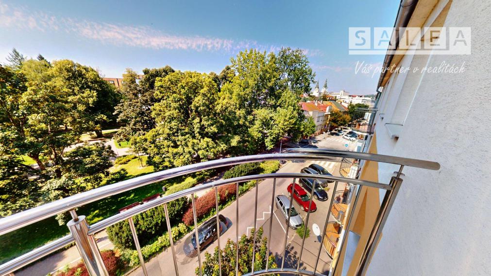 ŽILINA CENTRUM -  PRENÁJOM 4-IZBOVÝ BYT + PARKOVANIE