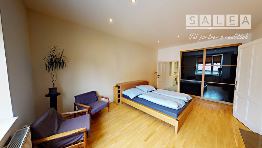 STAROMESTSKÝ 2-IZBOVÝ BYT S BALKÓNOM, 87m2, ŽILINA - CENTRUM