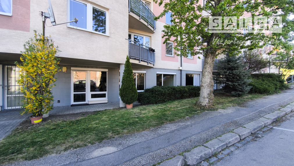 OBCHODNÝ PRIESTOR S KANCELÁRIOU, 98,60 m², ŽILINA – ŠAŠVÁRKA