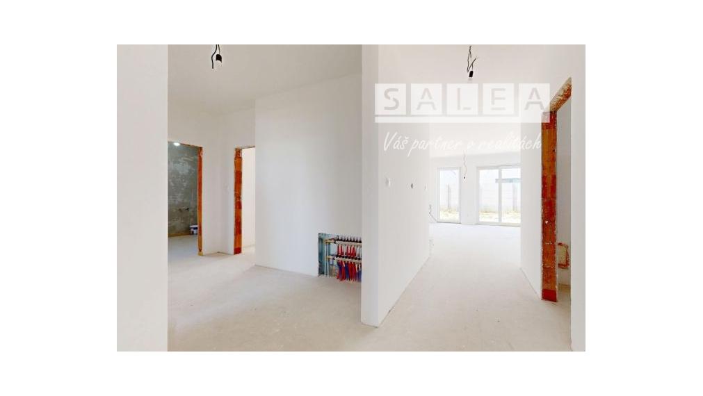 4 izbový bungalov, garáž, 540m2, Hájna ulica, Bernolákovo