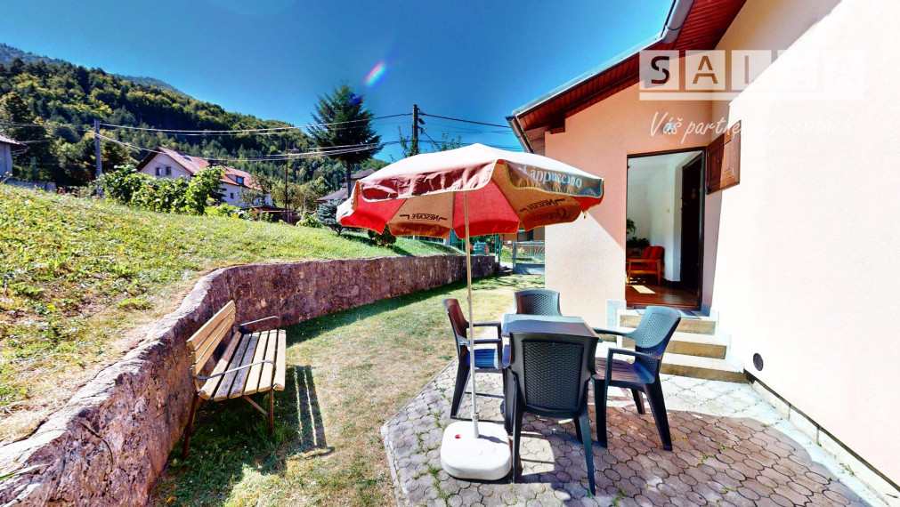 RODINNÝ DOM TERCHOVÁ - VYŠNÉ KAMENCE, POZEMOK 2398 m²