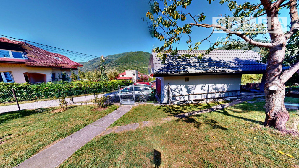 RODINNÝ DOM TERCHOVÁ - VYŠNÉ KAMENCE, POZEMOK 2398 m²