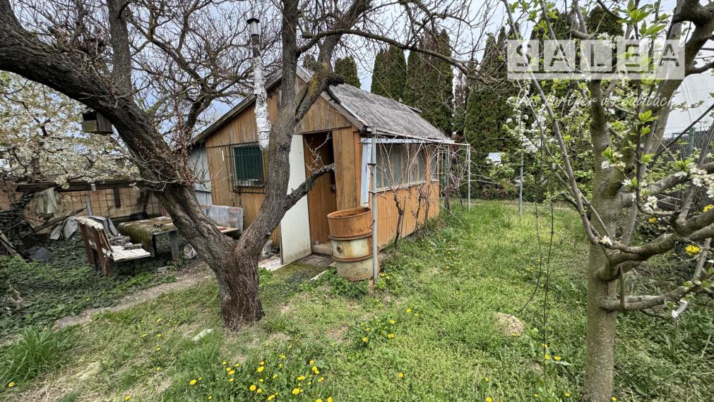 Záhrada na predaj Šaľa pri tenisových kurtoch 298 m2