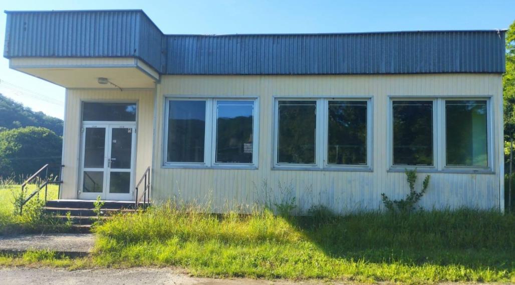 Multifunkčná budova s pozemkom v malebnej Ľuboriečke