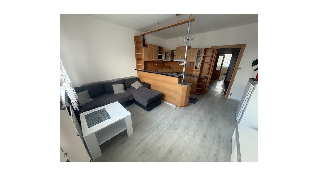 Útulný 3-izbový byt prerobený na 4-izbový v Záturčí