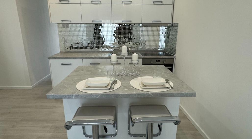 Krásny moderný 2 izbový byt v centre mesta Šaľa