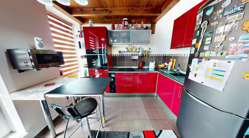 Štýlový 3-izbový byt s galériou - Nový Martin