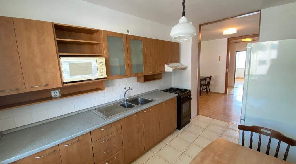 ZÁVODIE-ŽILINA, 4I BYT V TICHEJ LOKALITE S VLASTNÝM KÚRENÍM