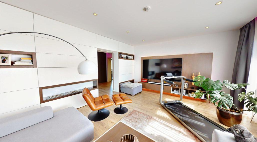 ŽILINA CENTRUM- EXKLUZÍVNY 3 BYT (107 m2) + GARÁŽ + POZEMOK