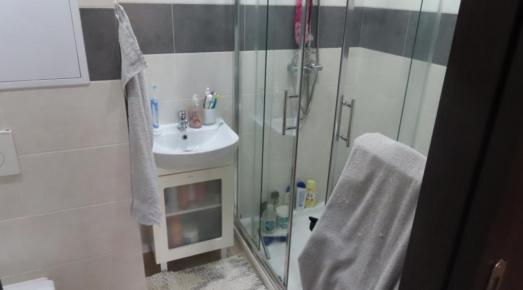 Prenájom 3 izbový byt v centre mesta Šala