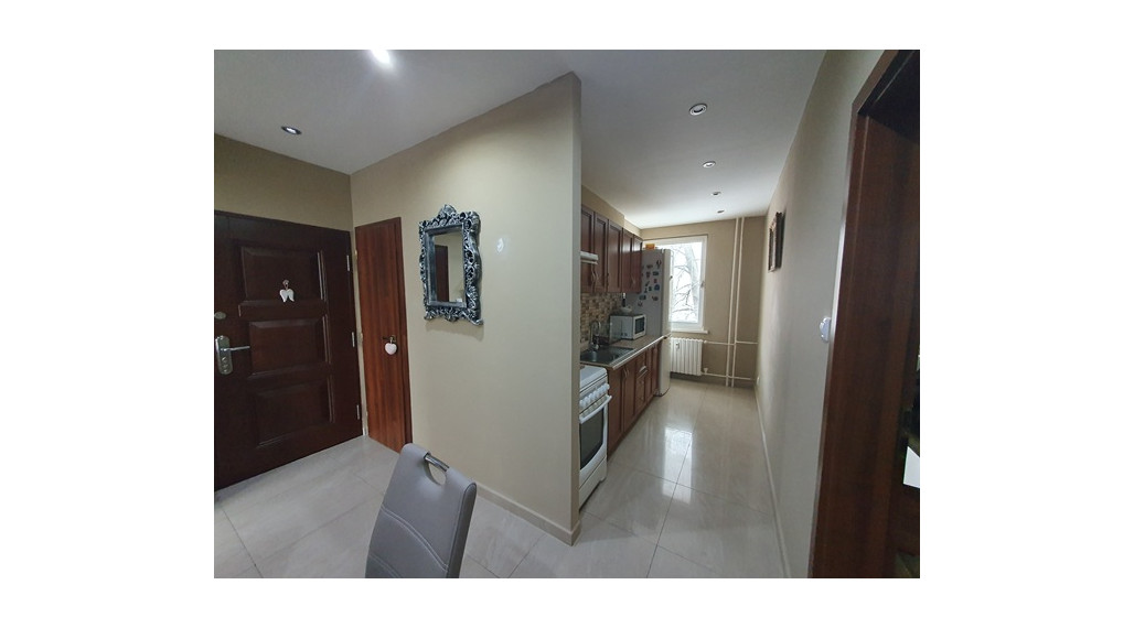 2izbový zariadený byt, moderný dizajn  A.Hlinku Piešťany