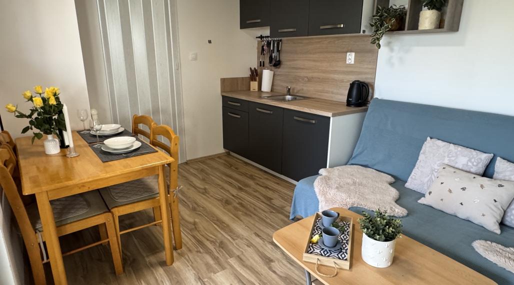 Krásna záhrada s chatkou v Kráľovej nad Váhom EXKLUZÍVNE