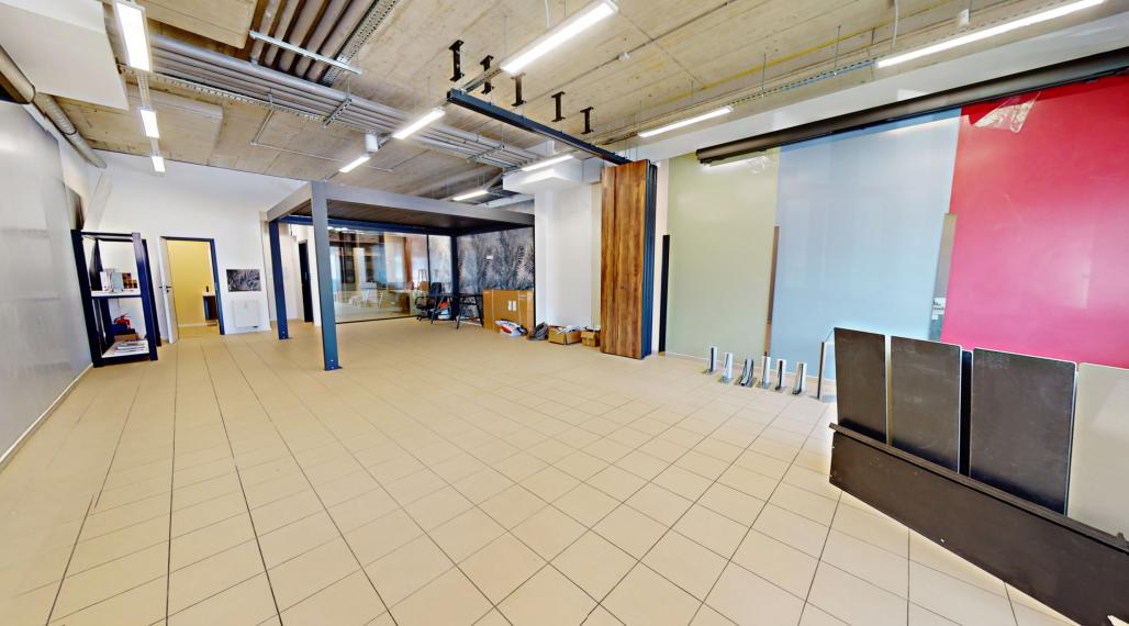 OBCHODNÝ PRIESTOR, 91m2, ŽILINA - CENTRUM, PRI OC DUBEŇ