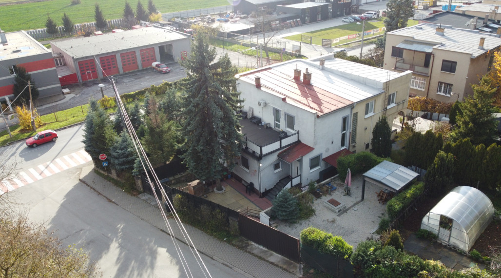 Trojpodlažný RD s veľkou záhradou v Moldave nad Bodvou