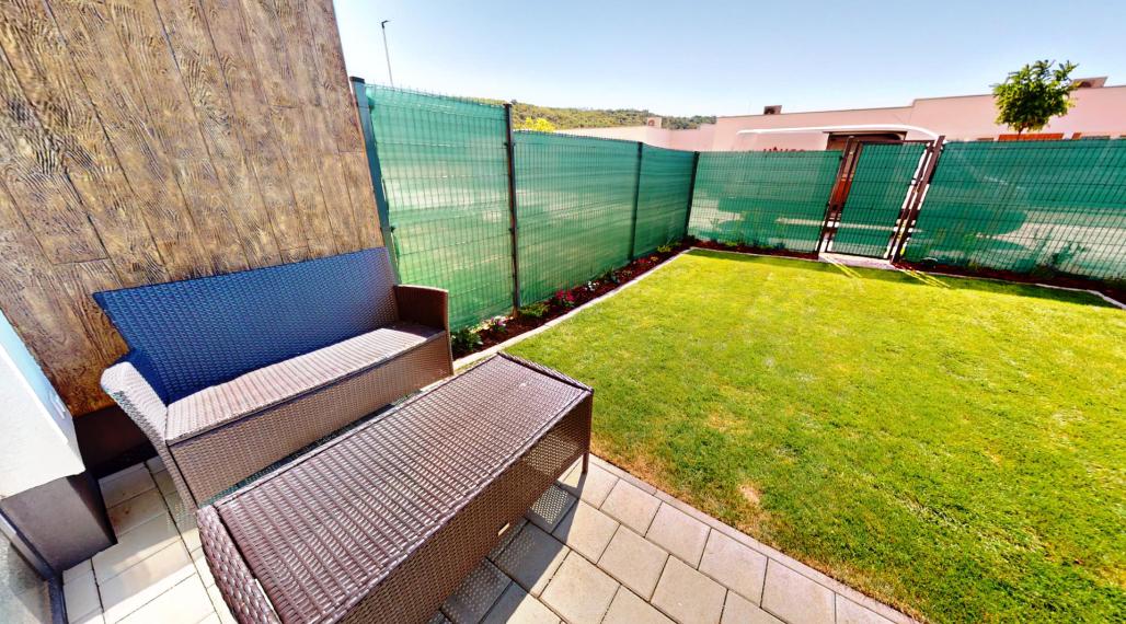 Novostavba 1-izbový byt+terasa 113,8m2 Dvorníky pri Hlohovci