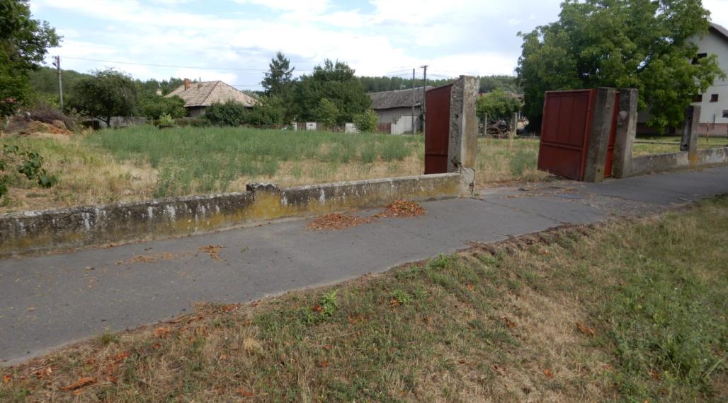 Slnečný pozemok 812 m2, Hronovce, okr. Levice