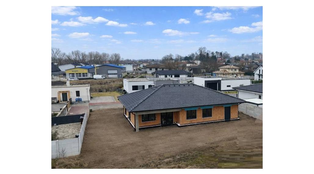 4 izbový bungalov, garáž, 600m2, Vinosady okres Pezinok