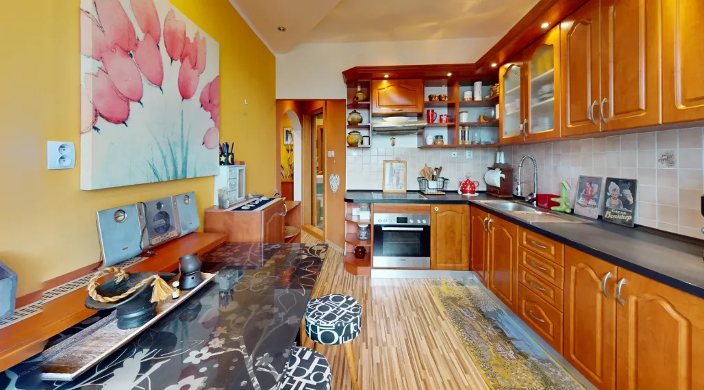 3-izbový veľký byt Žilina Závodie 90 m2, loggia