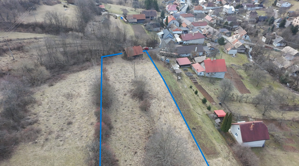 Predaj slnečného pozemku v obci Prochot s výmerou 2127 m²