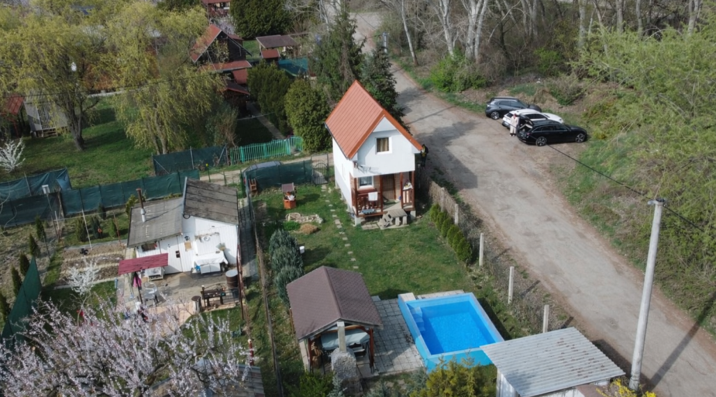 Exkluzivne na predaj Chata s Bazénom v Kráľovej nad Váhom